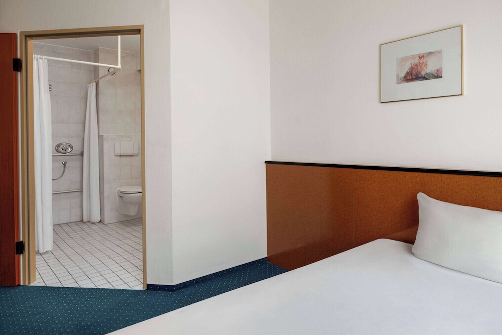Aspire Frankfurt Airport, Trademark Collection by Wyndham 19/50