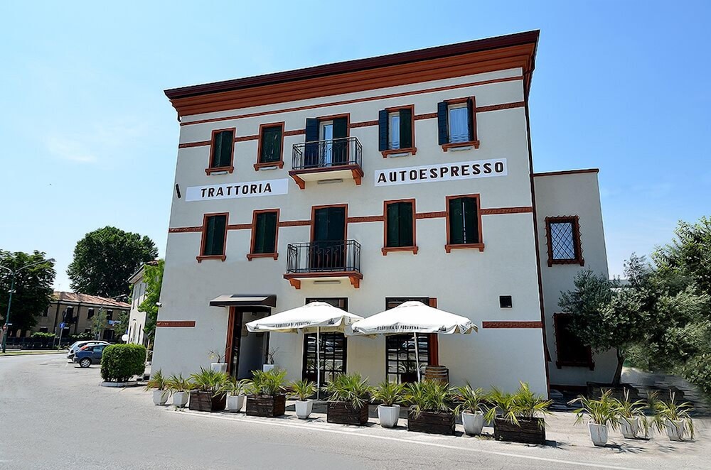 Hotel Autoespresso 3/50