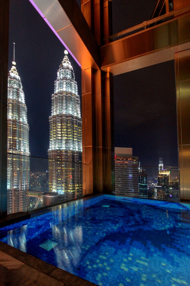 Tropicana The Residences KLCC by Luxury Suites 19/35