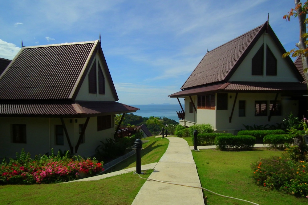 Baan Kantiang See Villa Resort 40/50