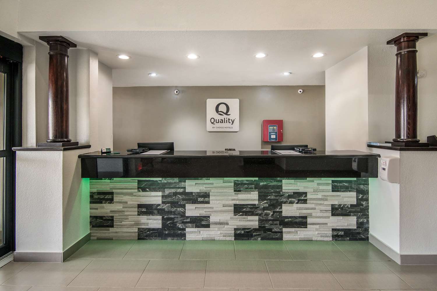 Quality Inn & Suites Fort Worth - Fossil Creek 4/13