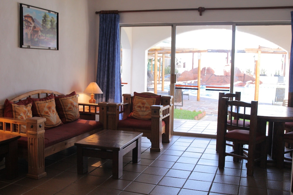 Quijote Inn Hotel 47/67