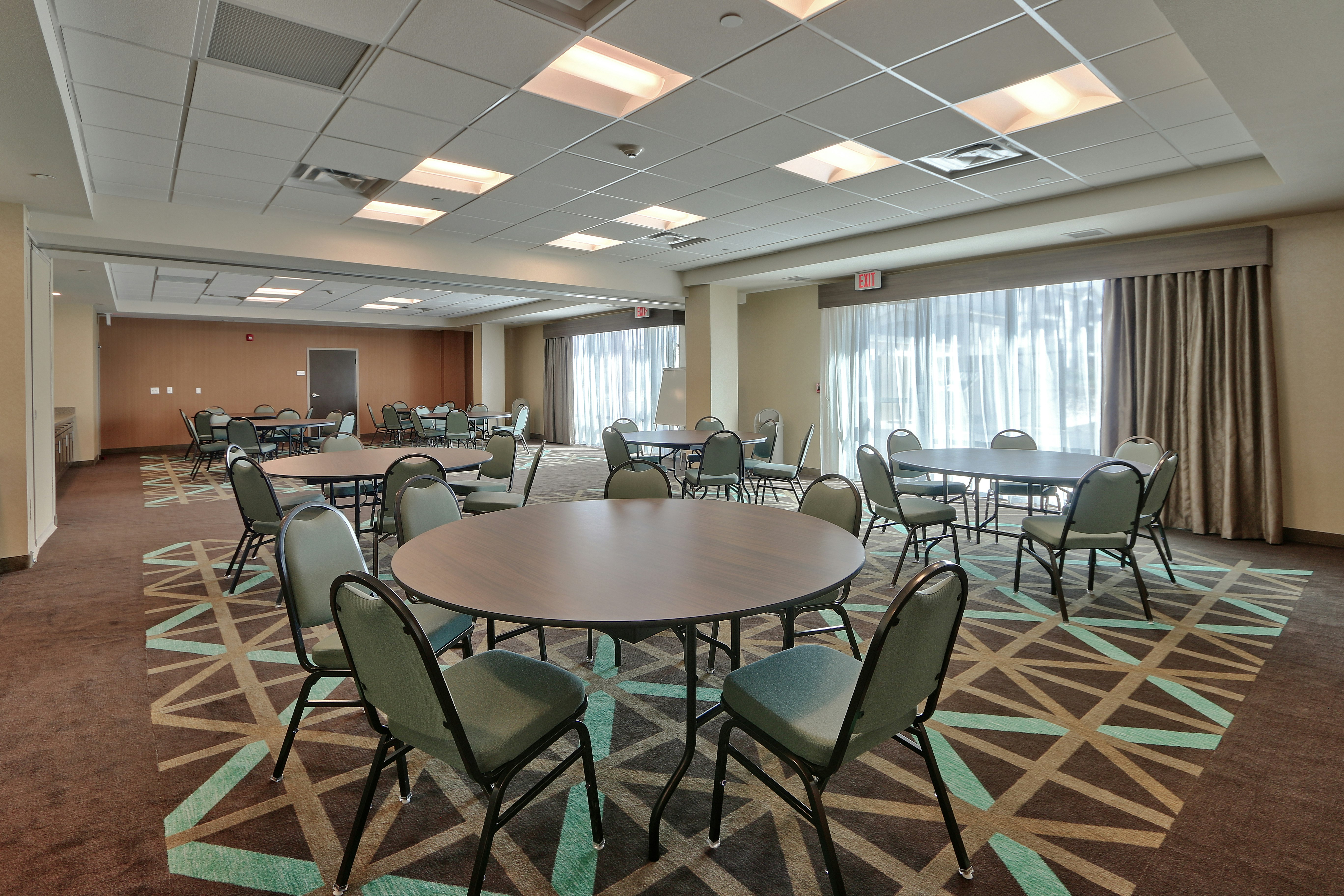 Hampton Inn and Suites Artesia 40/46