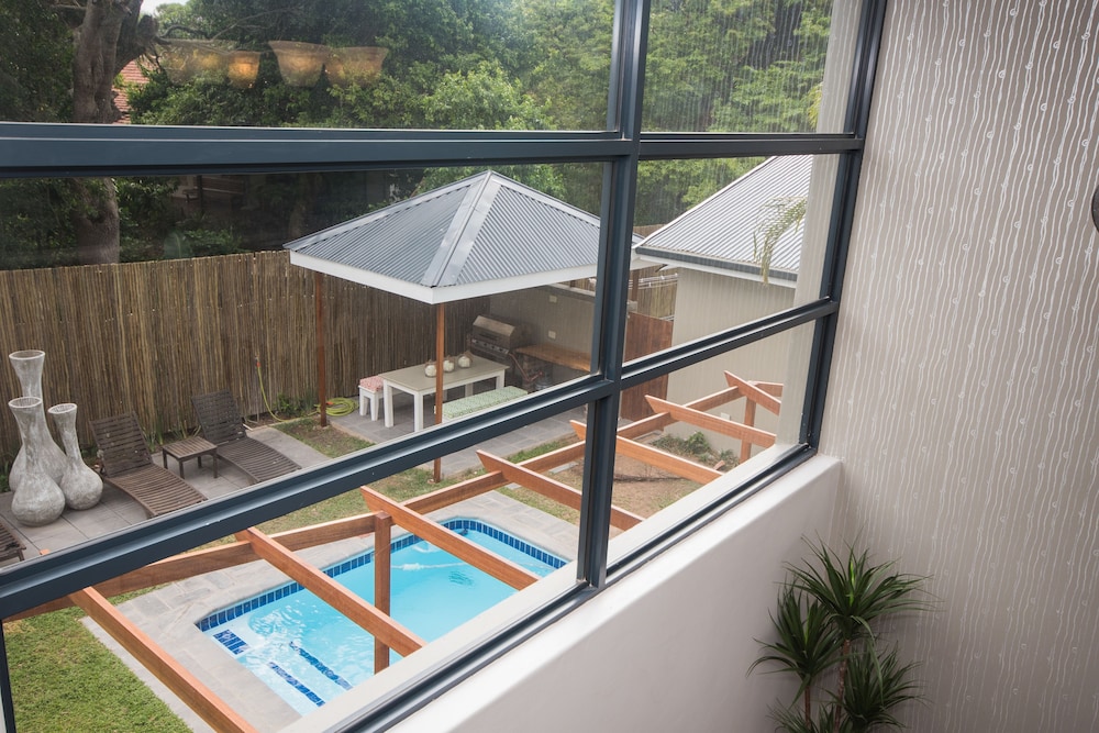 Hillside Guesthouse 20/50