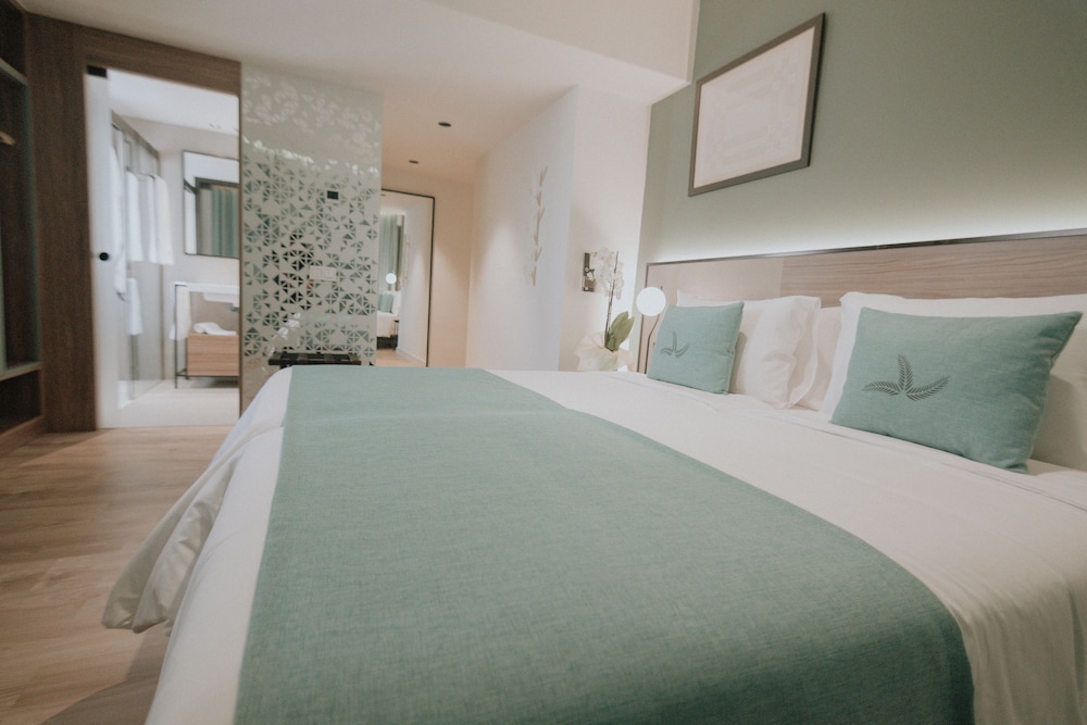 PREMIUM, DOUBLE BED