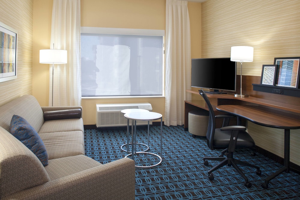 Fairfield Inn Suites Flagstaff East 37/38