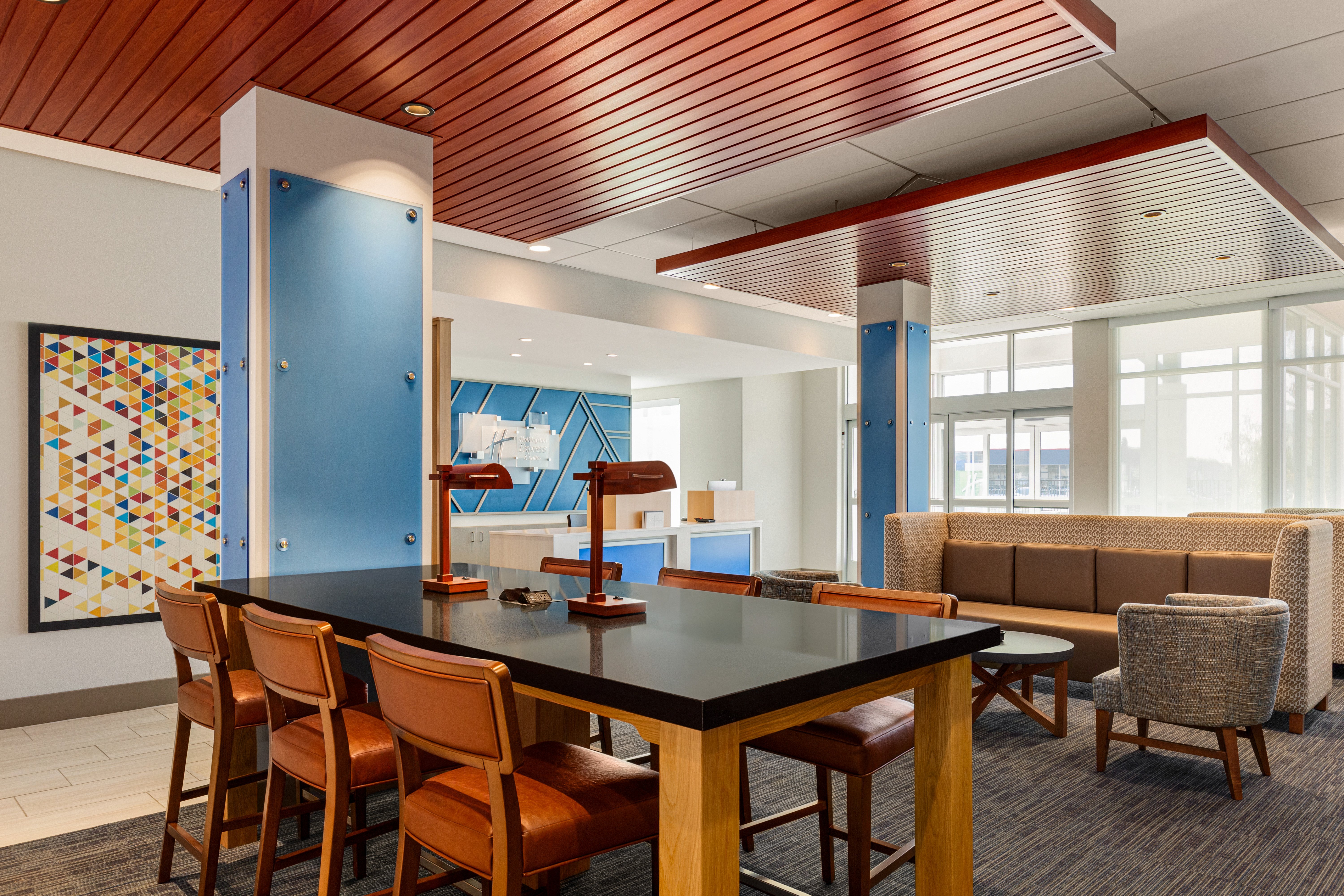 Holiday Inn Express & Suites Hayward - Castro Valley 25/40