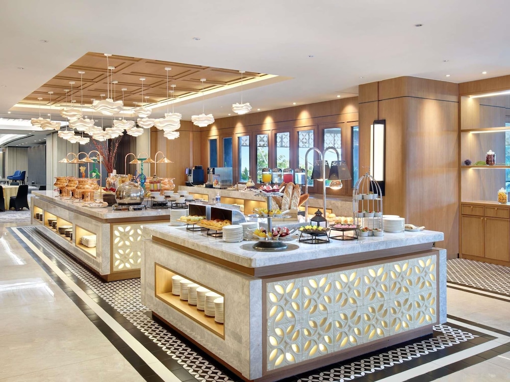Novotel Samator Surabaya Timur 11/70