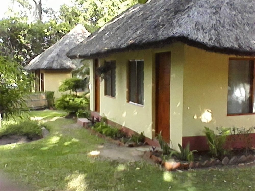Nkhudzi Lodge 44/50