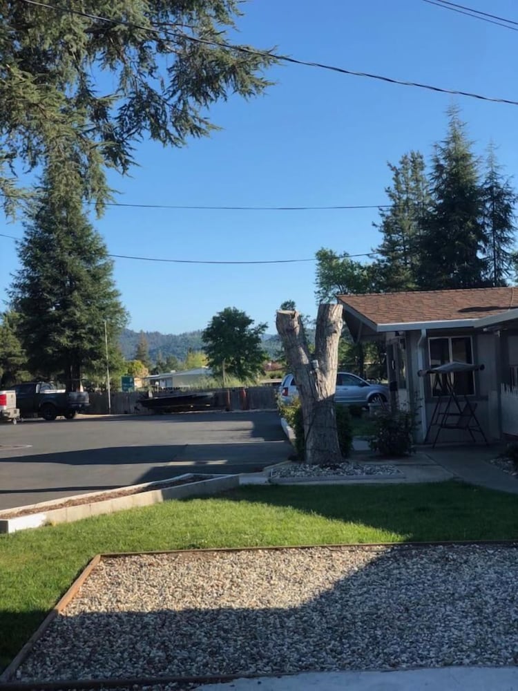 Kelseyville Motel 2/36