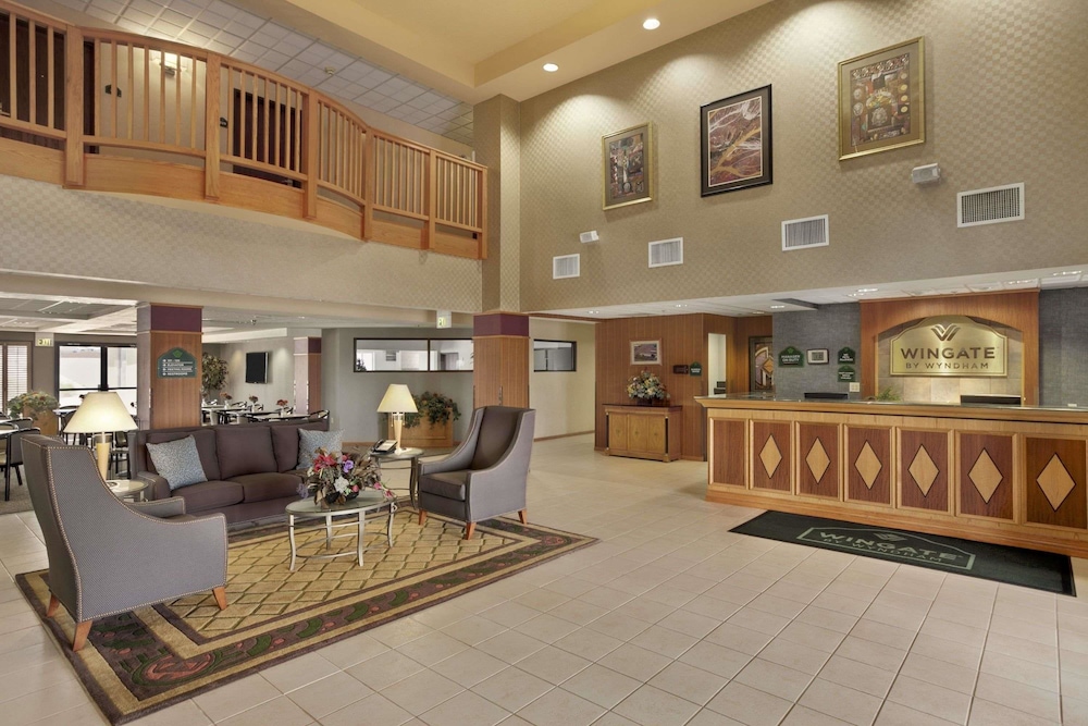Wingate by Wyndham Pueblo 4/24