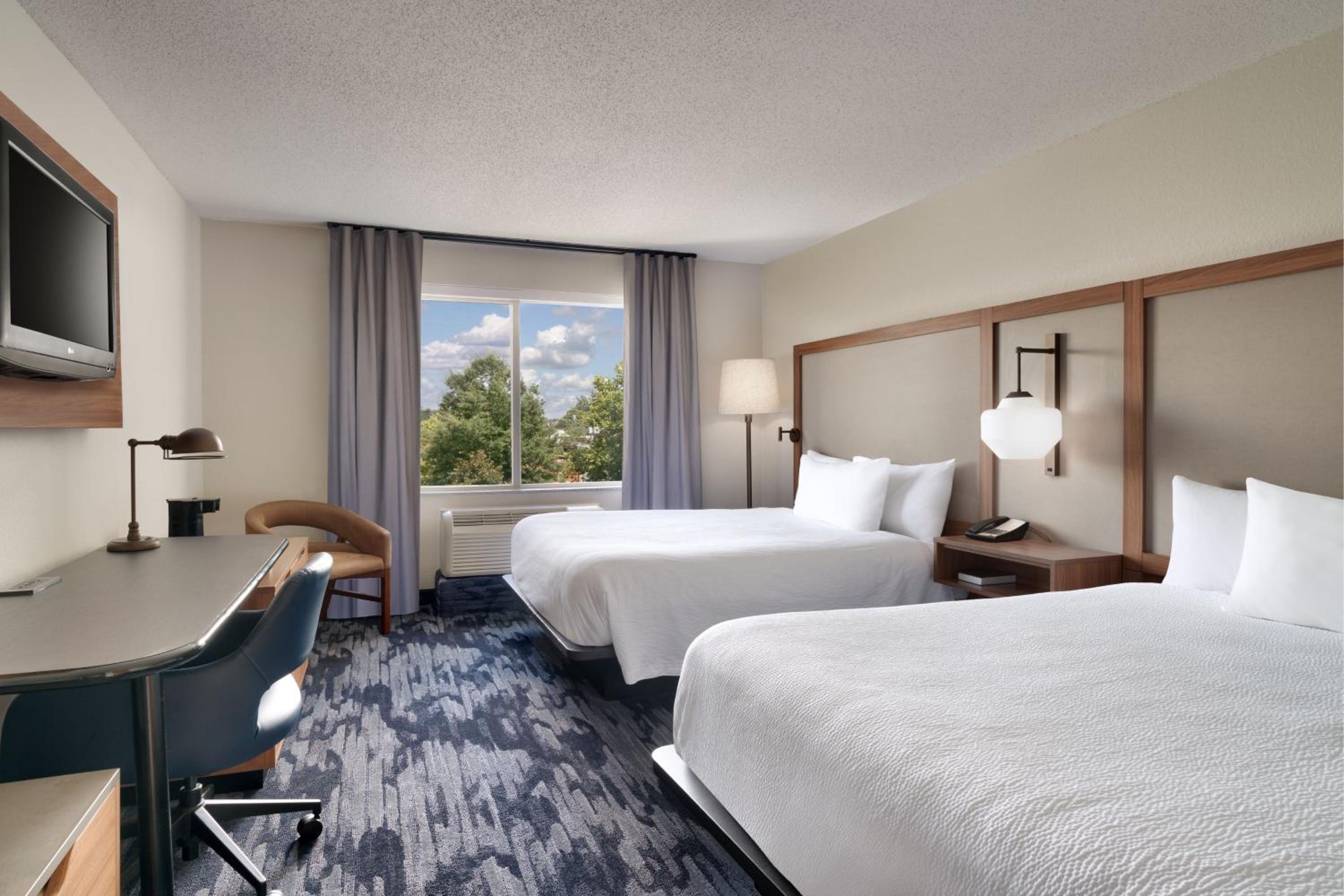 Room at Fairfield Inn Suites By Marriott Albany Downtown, ALBANY - NY