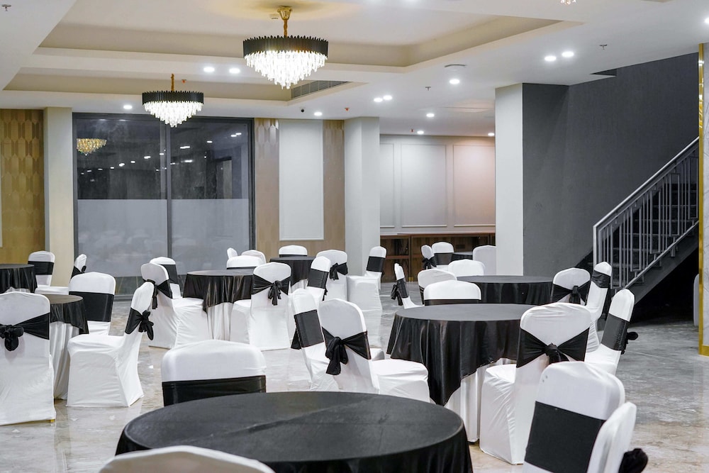 Saltstayz Basil - Near Golf Course Road 37/50