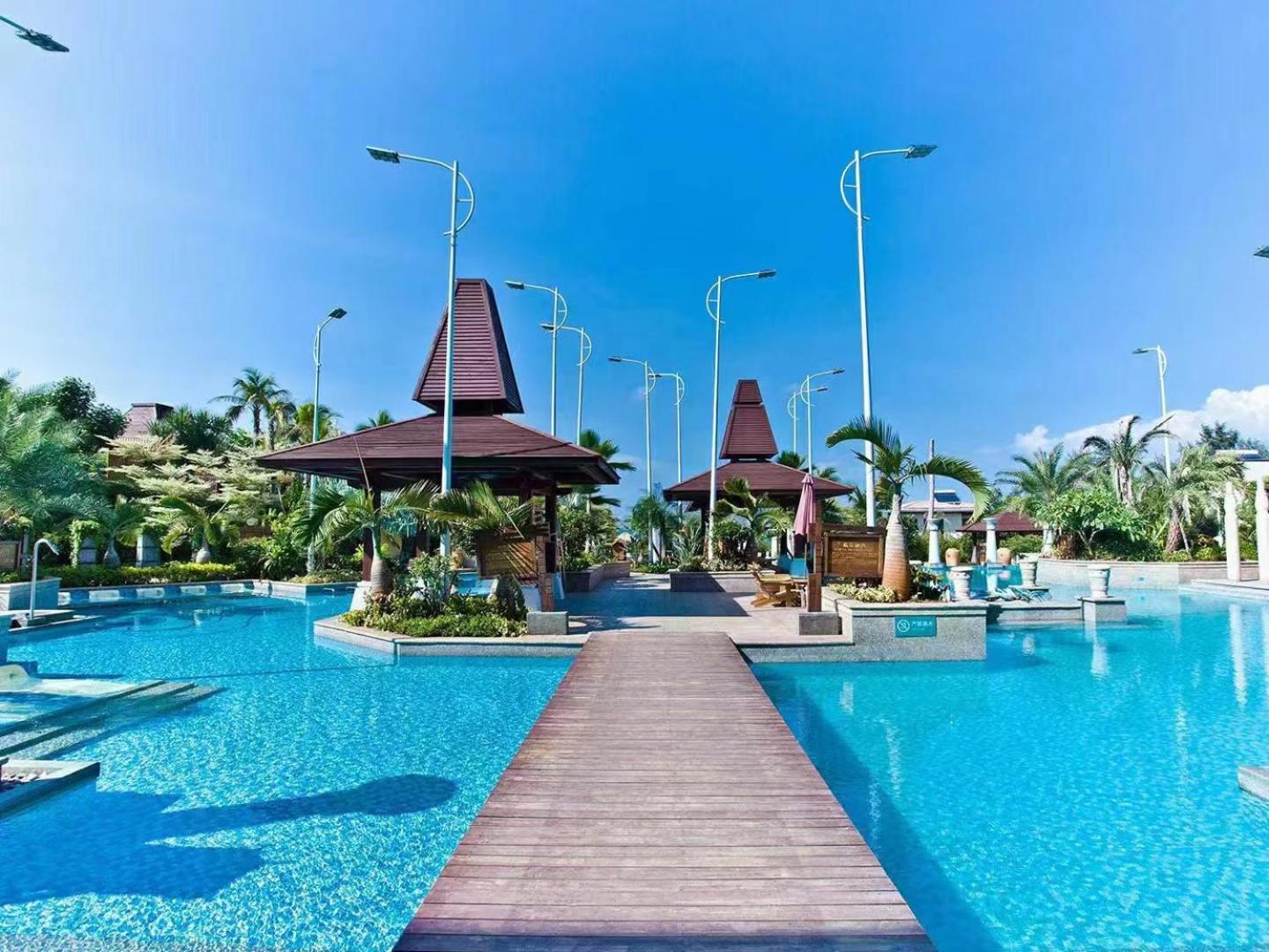 Country Garden Golden Beach Spring Hotel 78/86