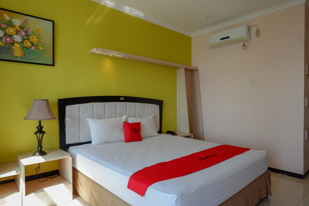 RedDoorz Plus Syariah @ Hotel Boulevard Luwuk 17/46