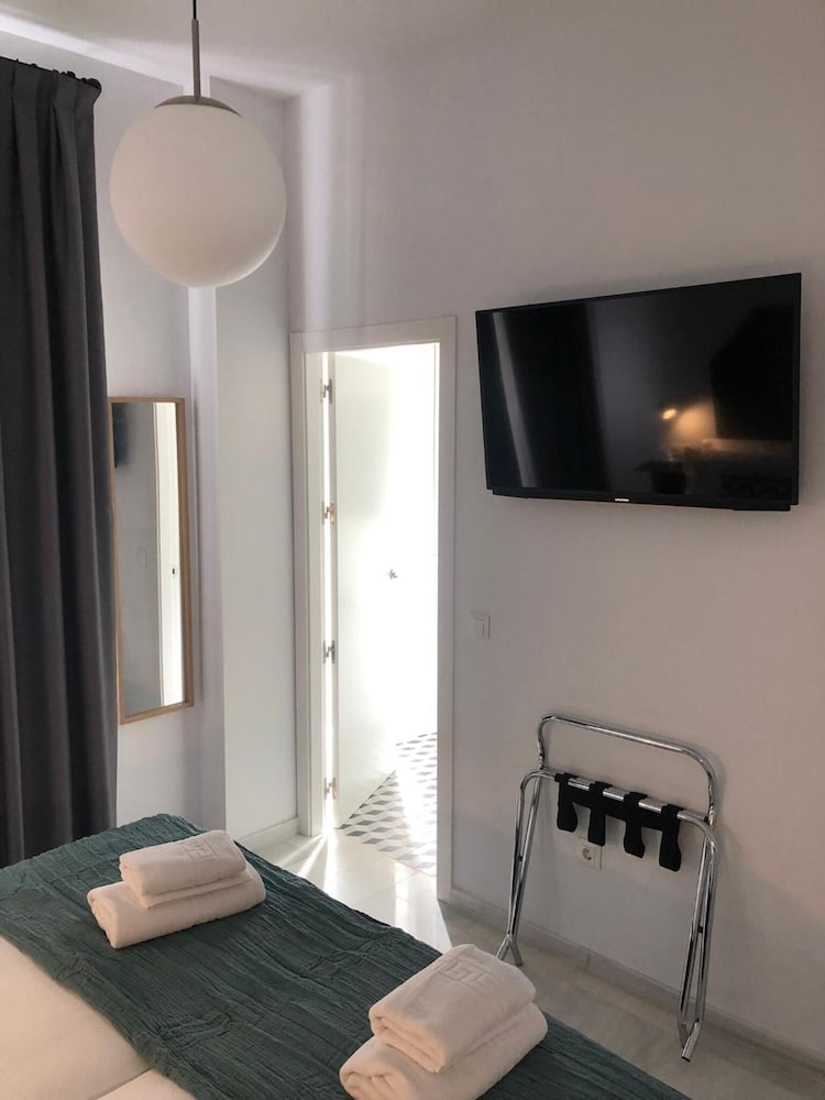 Hostal Hom Museo 27/36