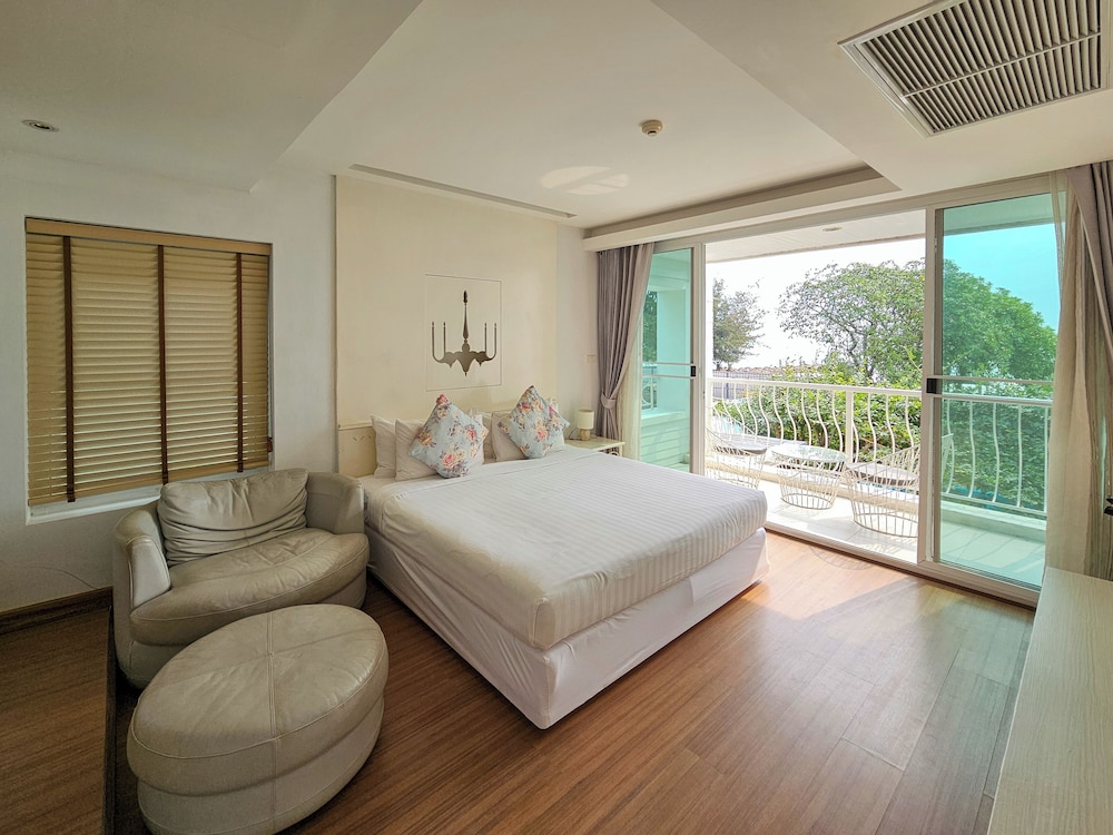 ROOM, SEA VIEW, BALCONY