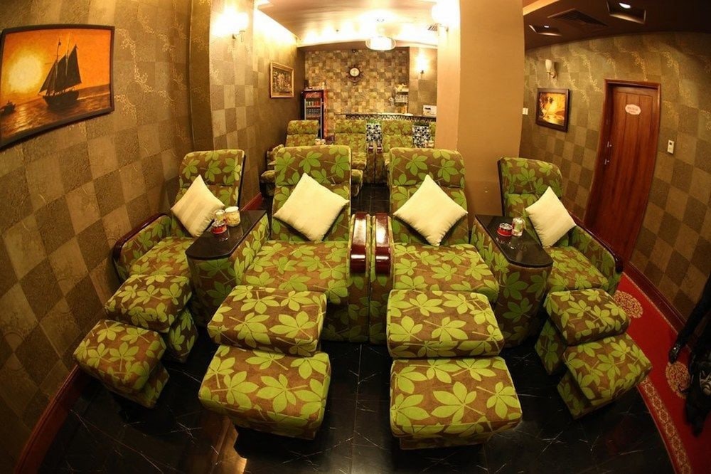 Petro Hotel 47/53