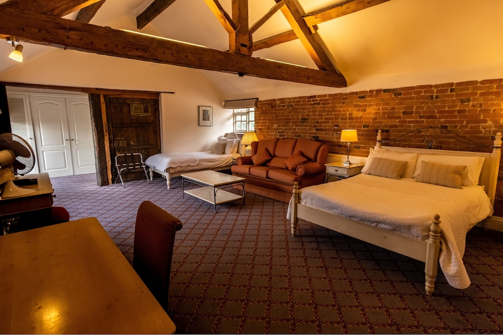 Donington Park Farmhouse Hotel 19/48
