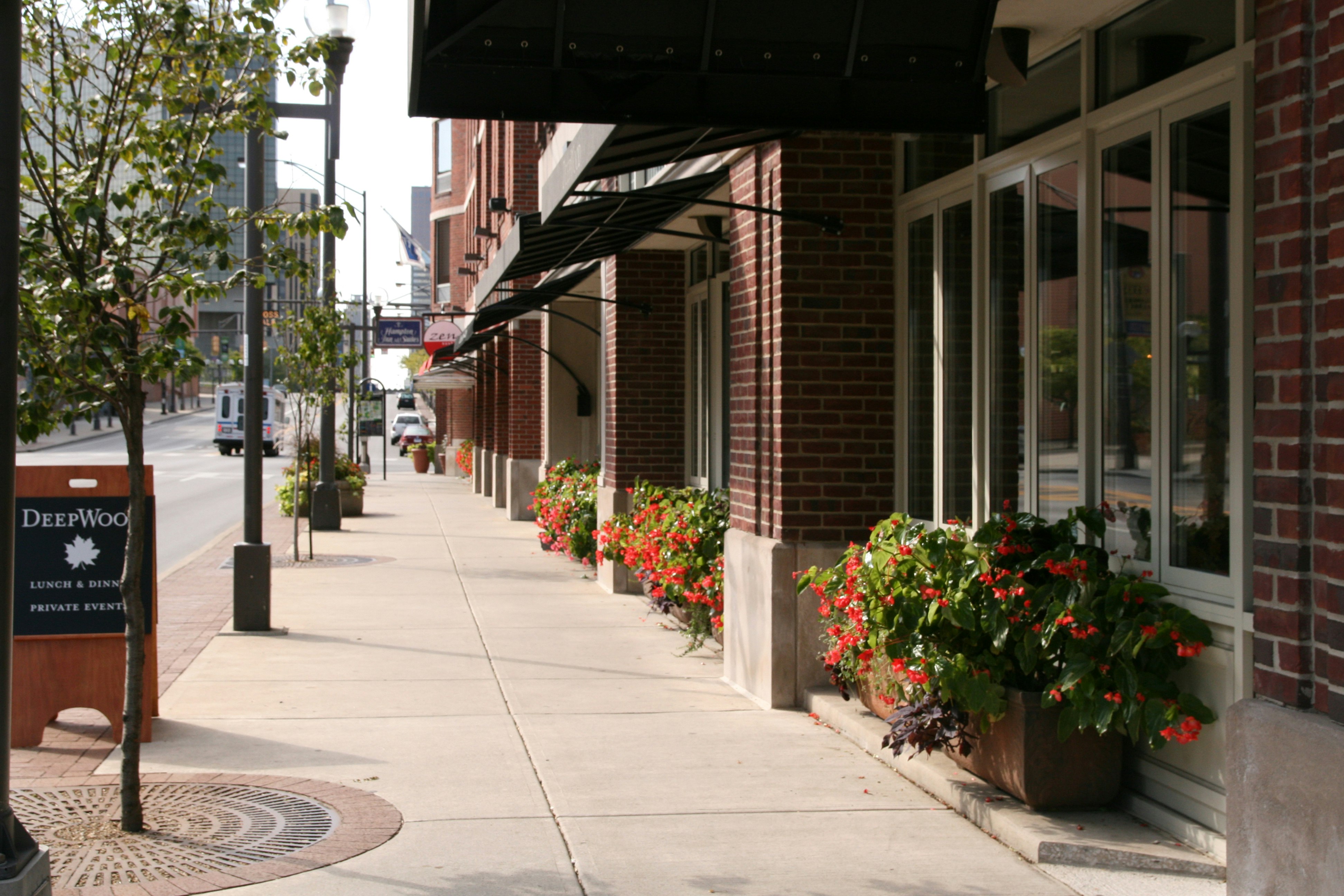 Hampton Inn Suites Columbus Downtown 58/59