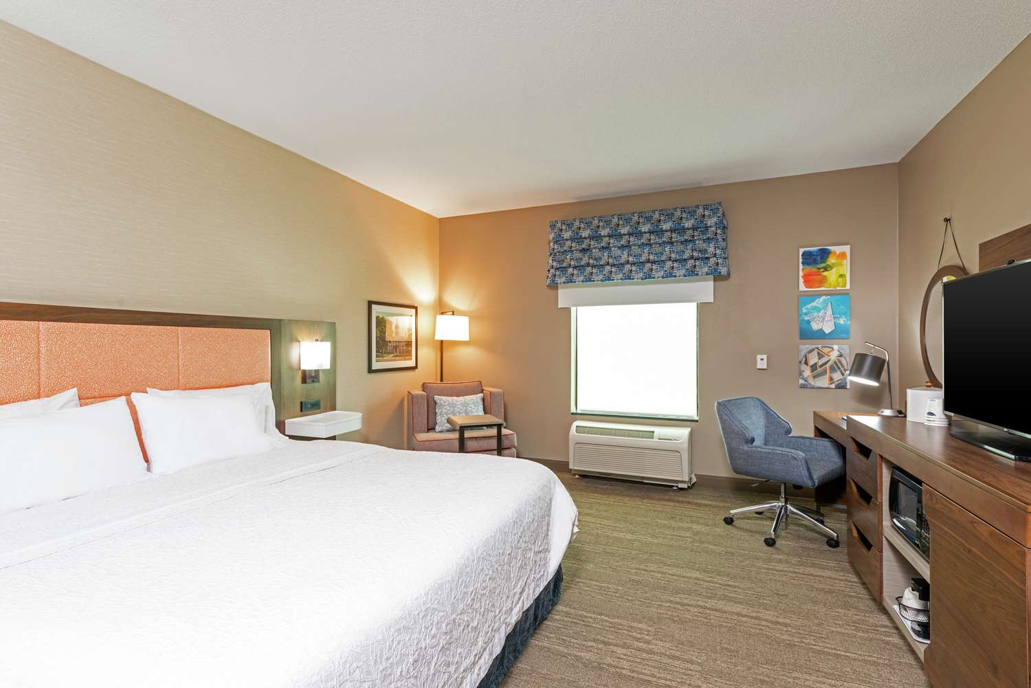 Hampton Inn Suites Marshalltown 5/25
