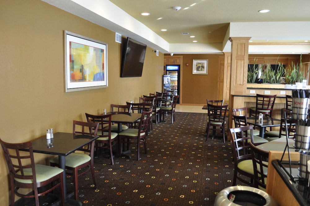 Best Western Plus Columbia Inn 43/53