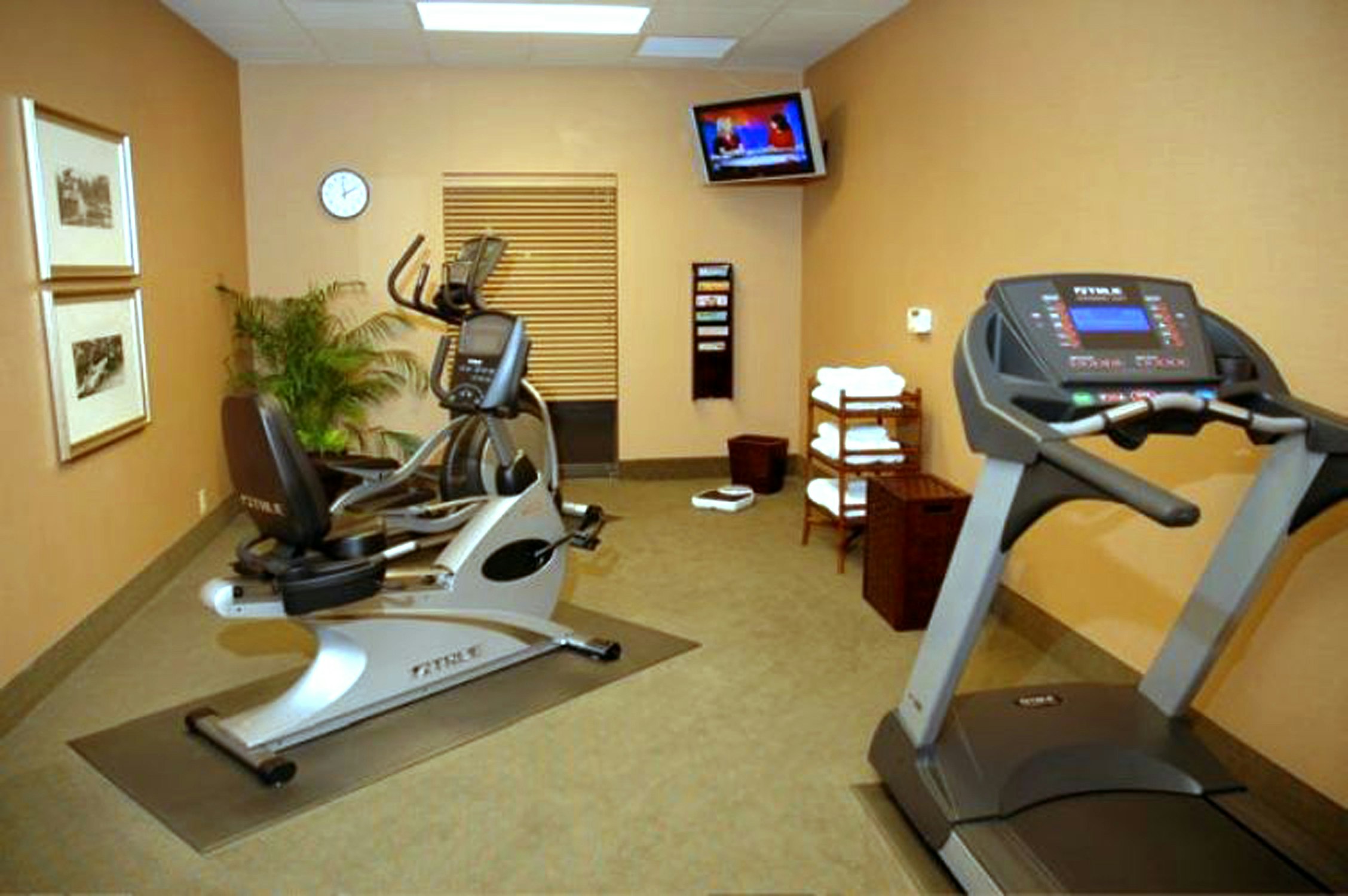 Hampton Inn Calera 26/47