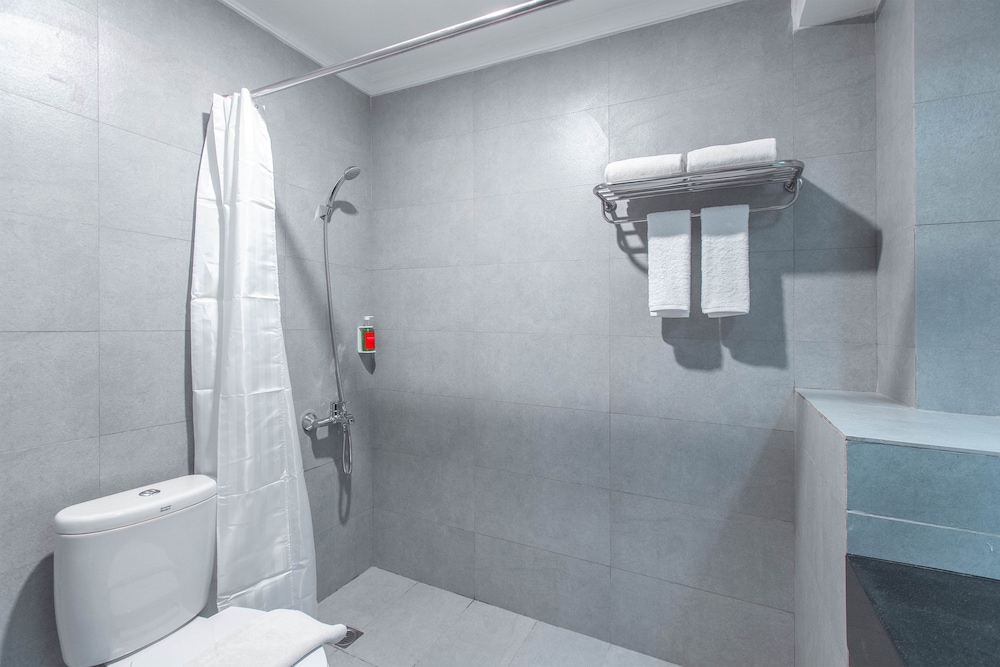 Super OYO Townhouse 1 Hotel Salemba 37/38