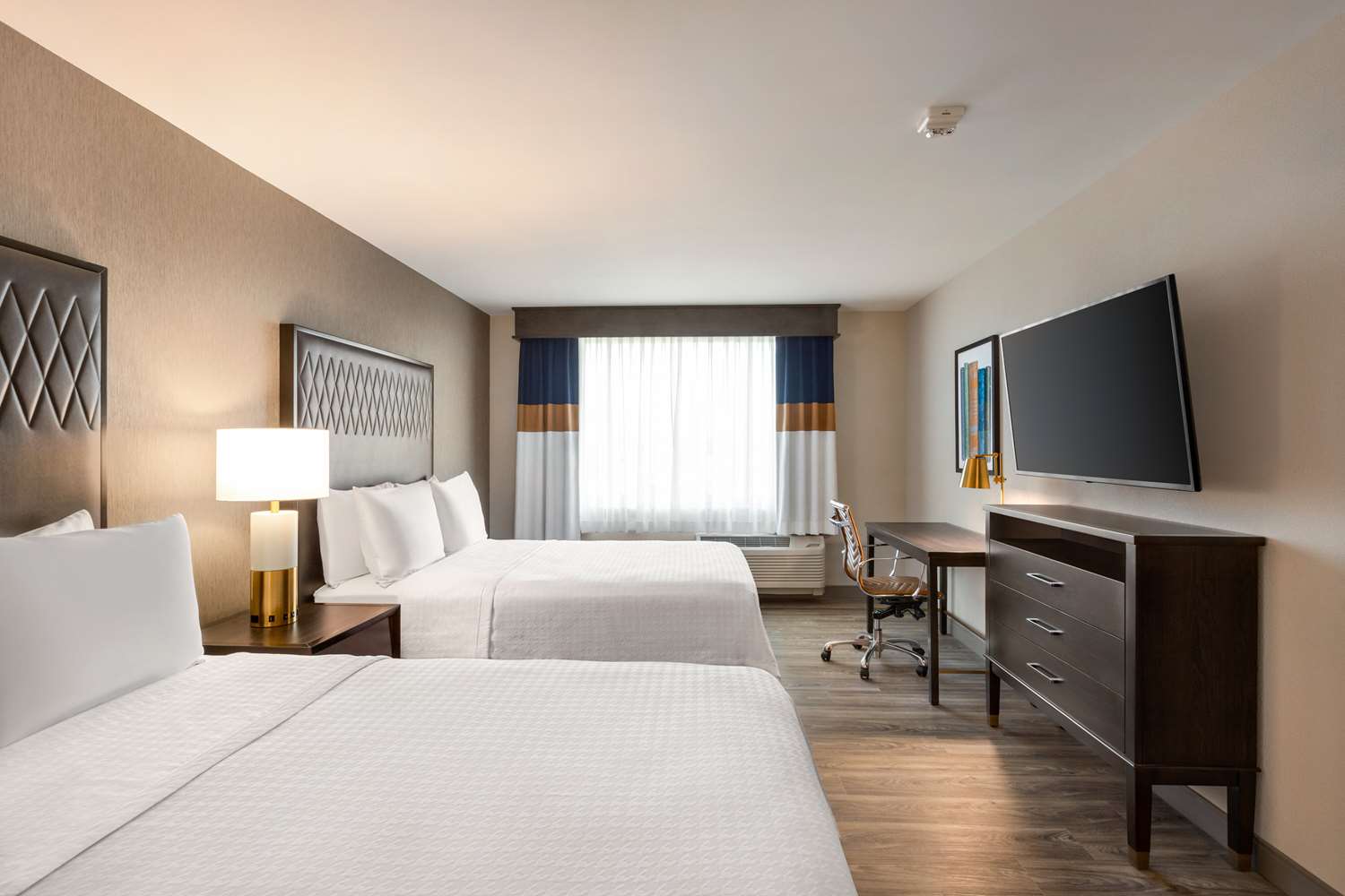 SUITE, 2 QUEEN BEDS, ACCESSIBLE