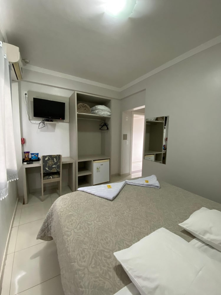 North Hotel 21/52