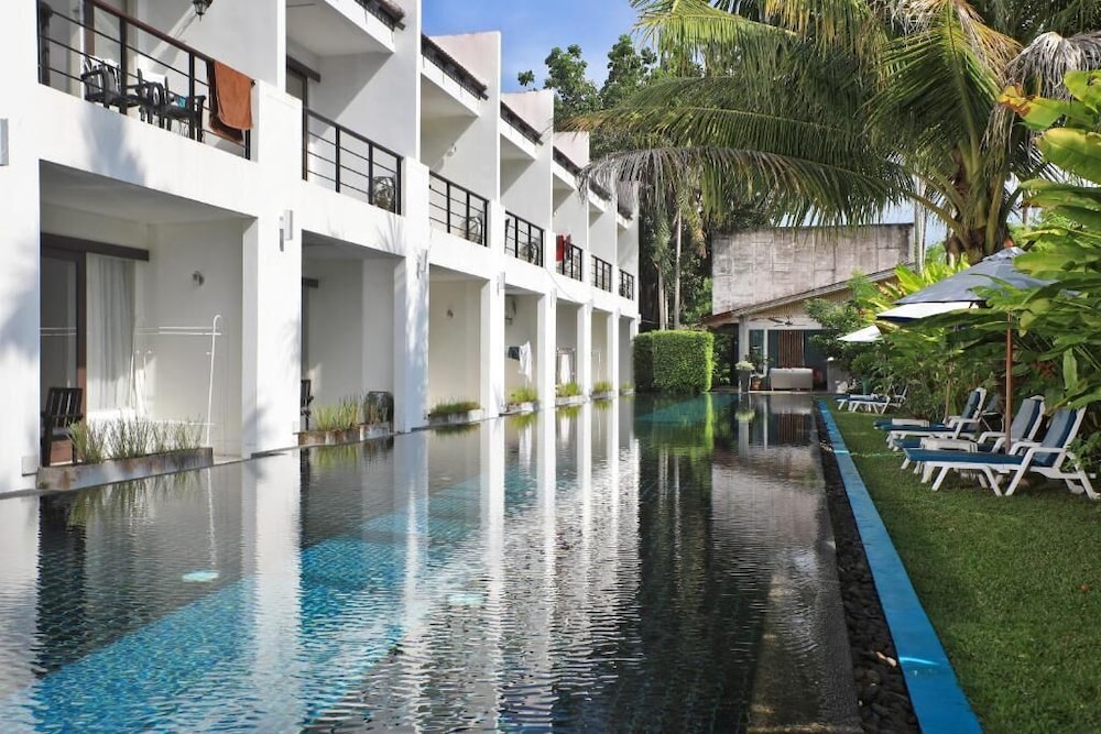 Tea Tree Spa Resort 72/82