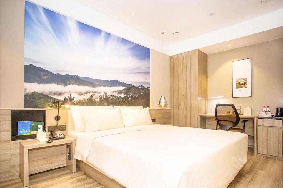 Elegant, Double Bed