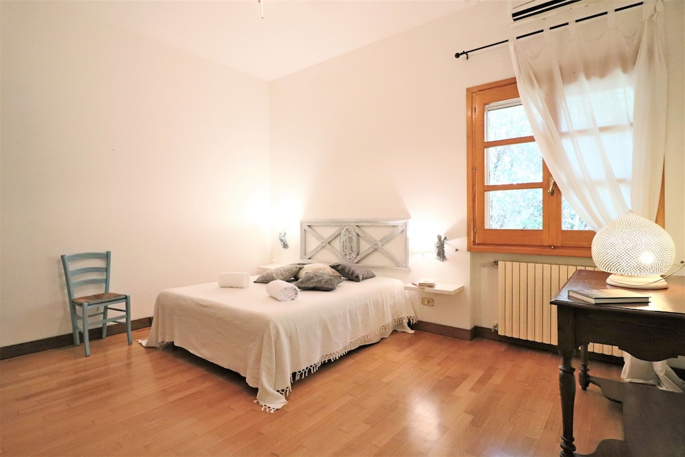 Relais Delle Rose Bed And Breakfast 36/84