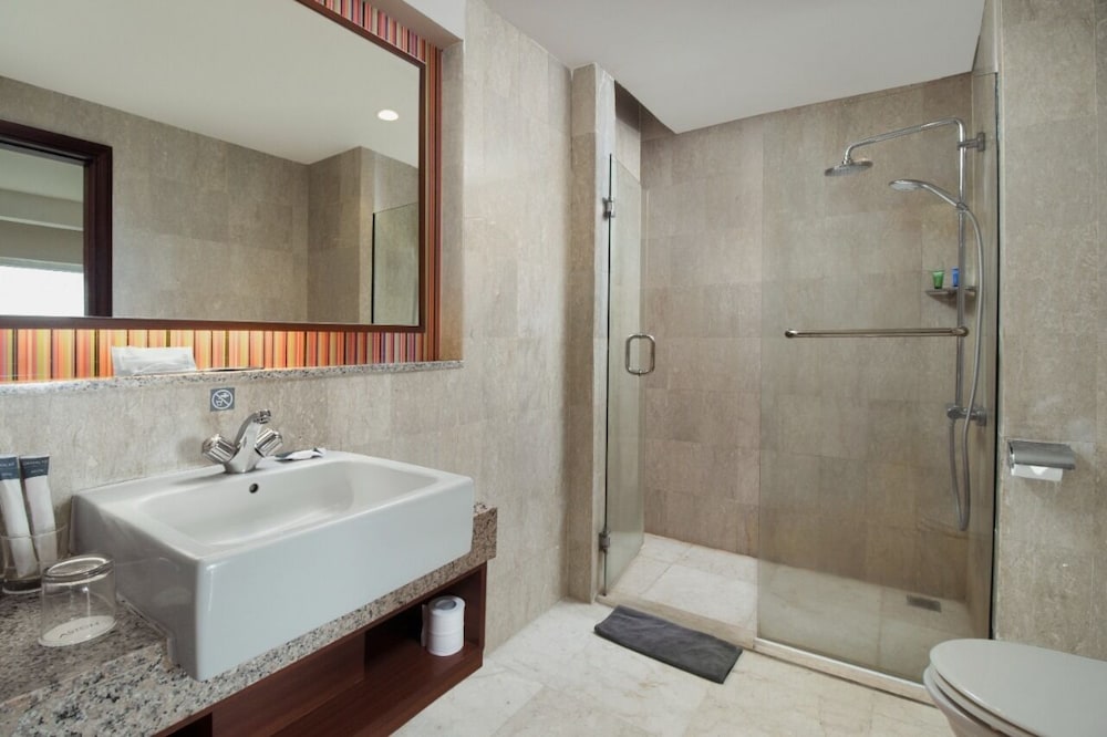 Aston Manado Hotel 40/40