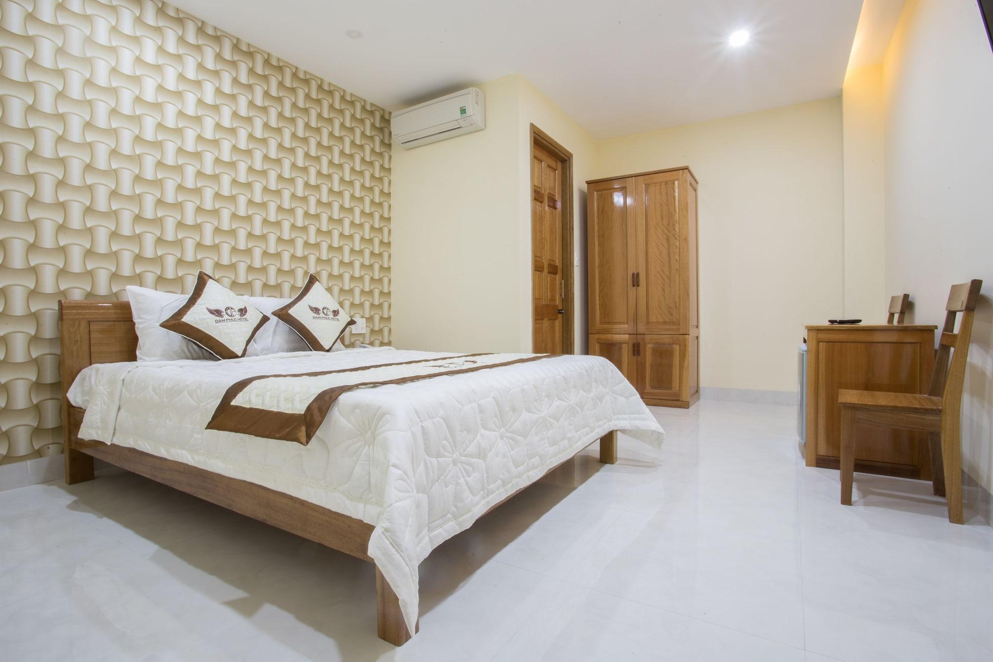 Dam Phuc Hotel 9/20