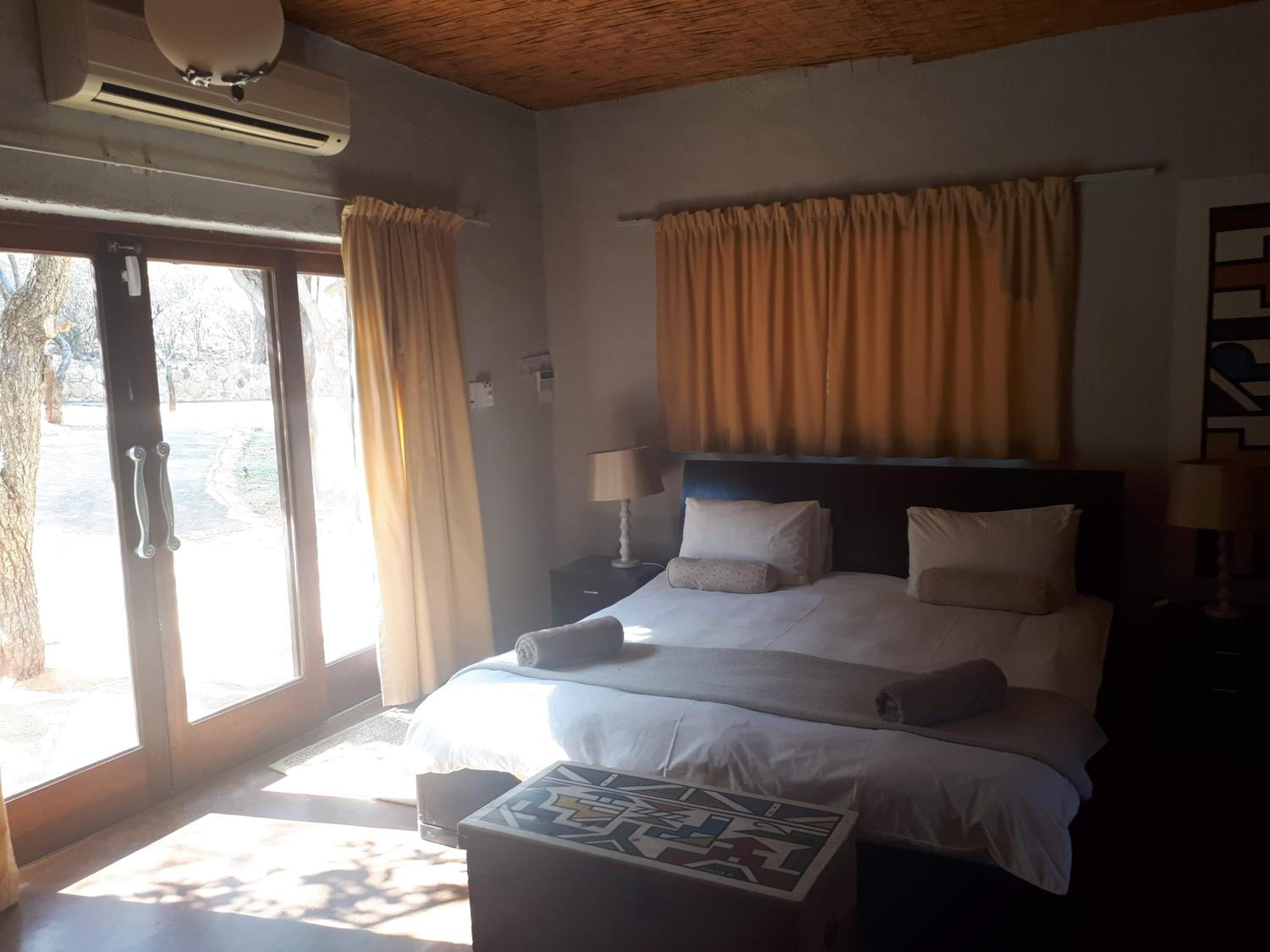 KweKwe Private Game Lodge 5/19
