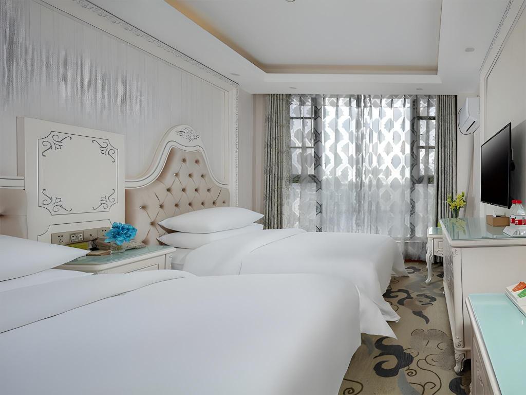 Vienna Classic Hotel (Kunming Changshui International Airport) 16/20