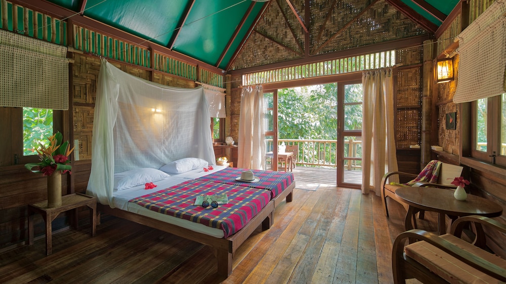 Our Jungle Camp - Eco Resort 24/75