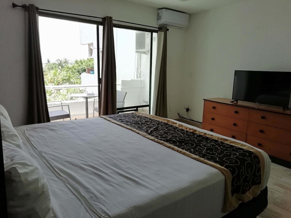 Hotel Green 16 Extended Stay 8/49