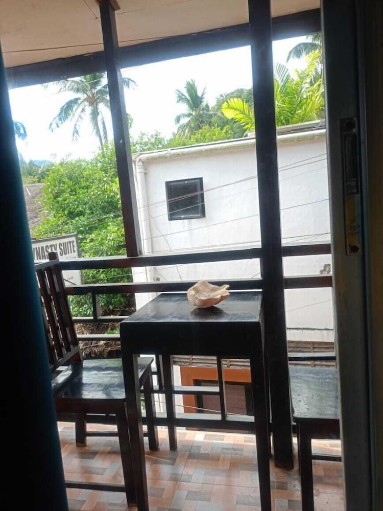 Hwan Dynasty Suite Elnido 56/65