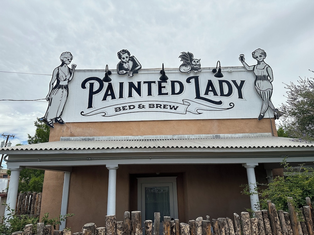 Painted Lady Bed & Brew 2/73
