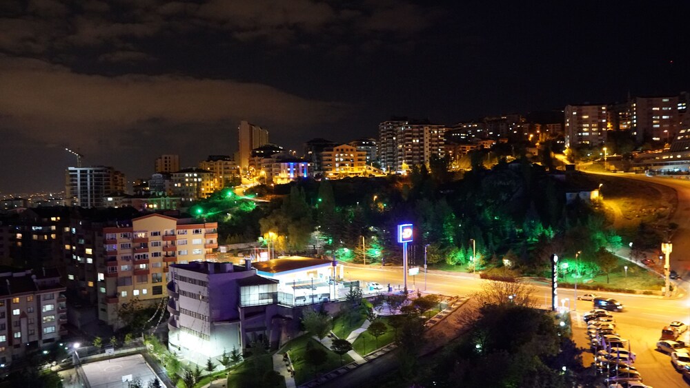 ASRIN PARK HOTEL & SPA 50/53