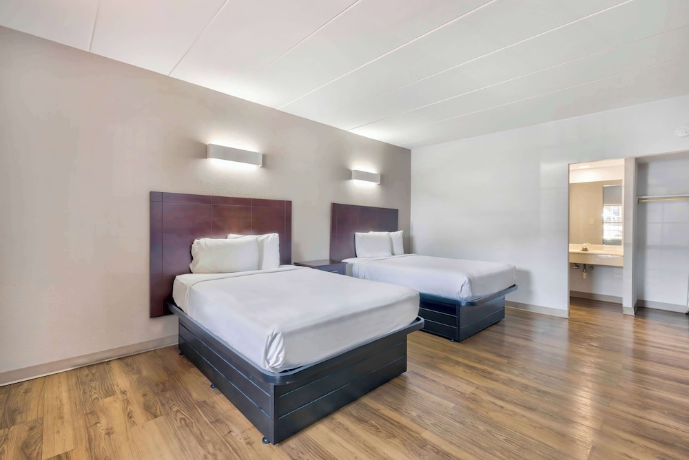 Motel6 Falls Church, VA - Arlington Boulevard 6/25