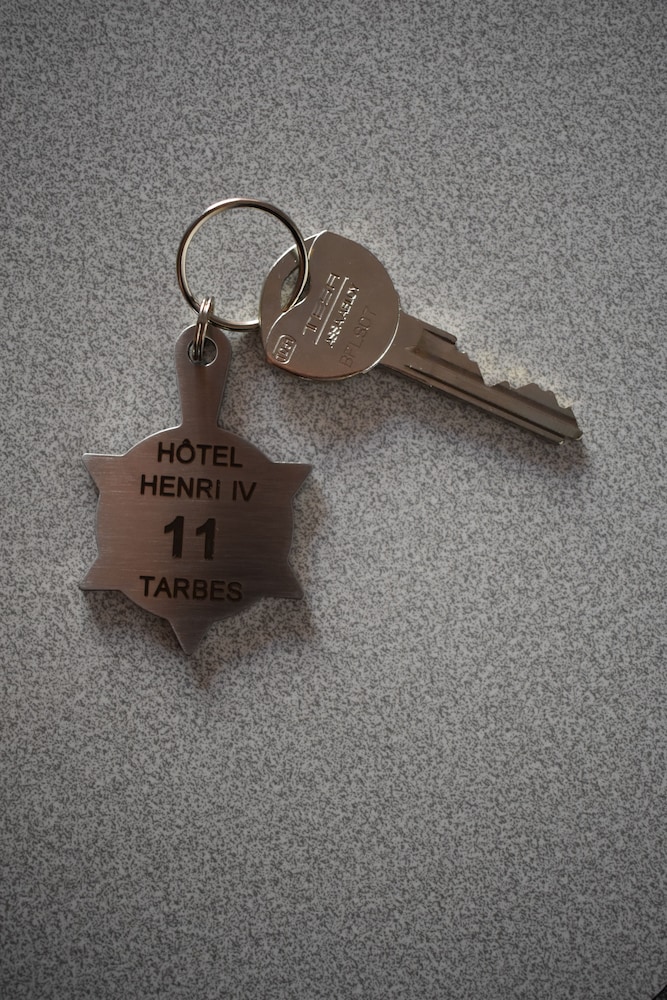 Henri Iv 28/44