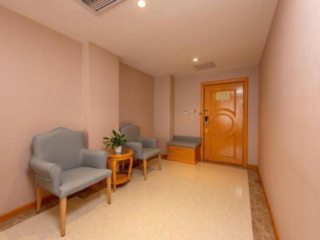 Vienna Hotel Gongcheng Tianjie 41/61
