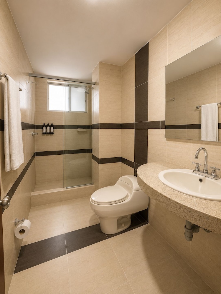 Nogal Suite Hotel Pasto 48/50
