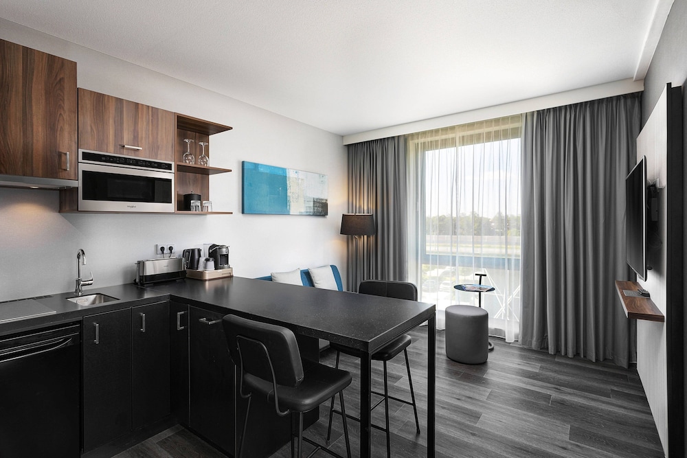 Courtyard By Marriott Amsterdam Airport 42/75