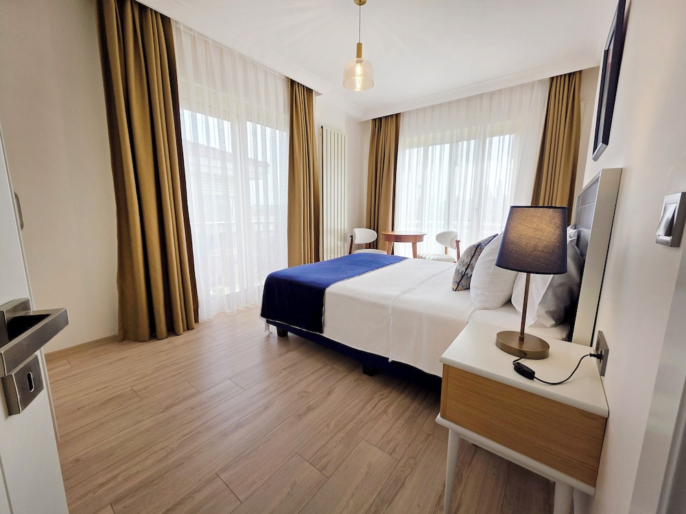 Kamer Suites And Hotel 19/50
