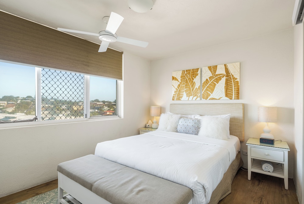 شقة سوبيريور بسرير كوين وسريرين منفصلين بإطلالة على البحر، MANDOLIN RESORT 3/10