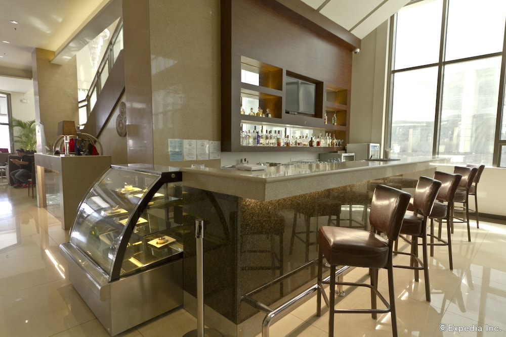 Mandarin Plaza Hotel 44/53